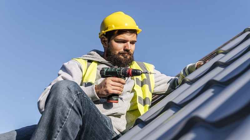 Signs You Need a Roof Replacement in Cleveland & Akron (Expert Guide)